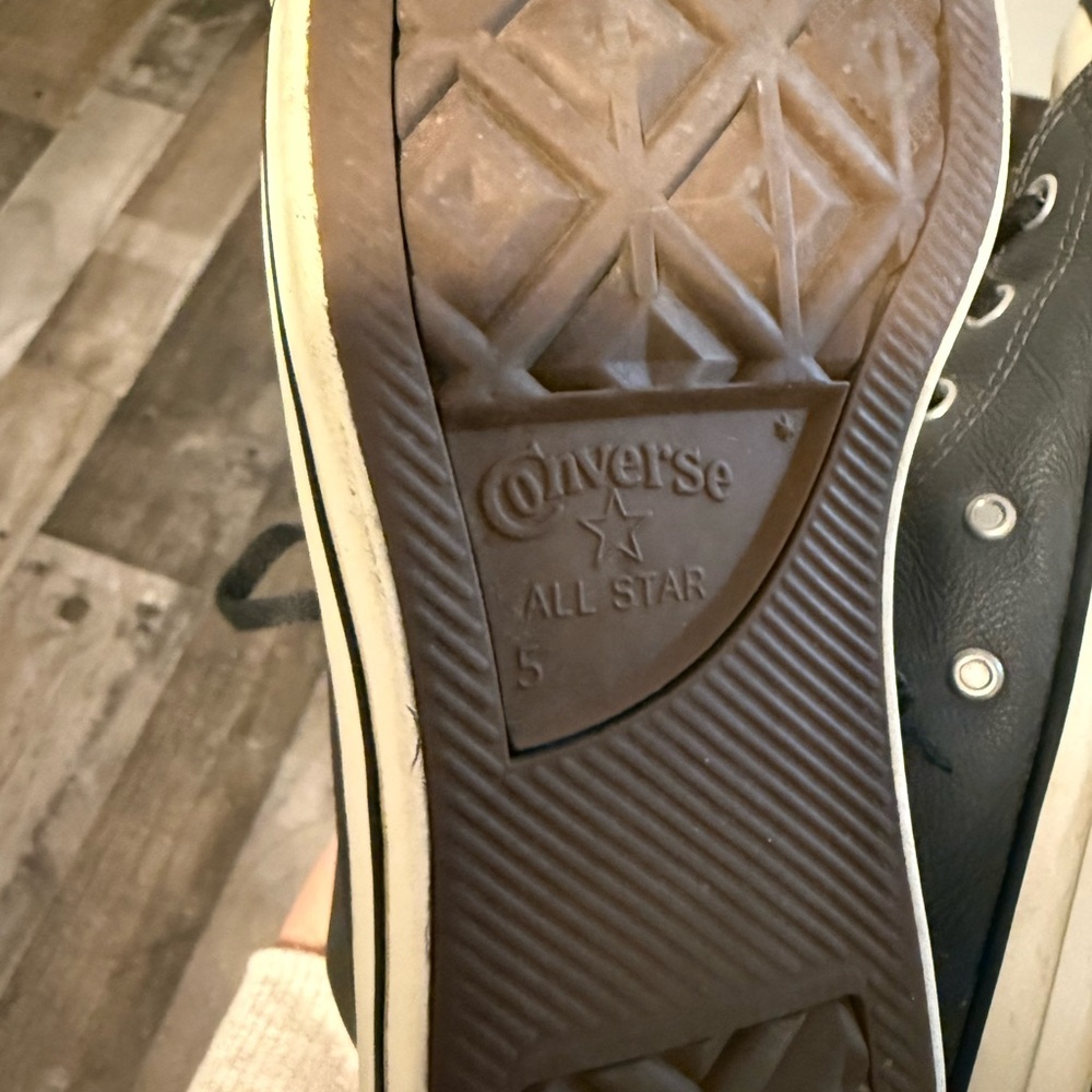 Converse Chuck Taylor‎ Hi Black Faux Leather Fur Lined 7 - Picture 8 of 8